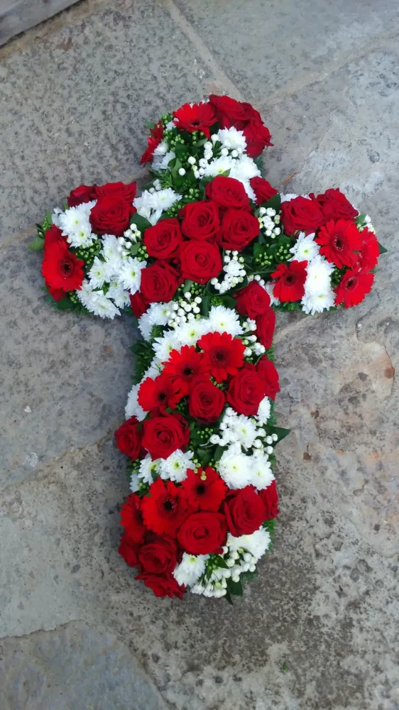 hommage croix rose